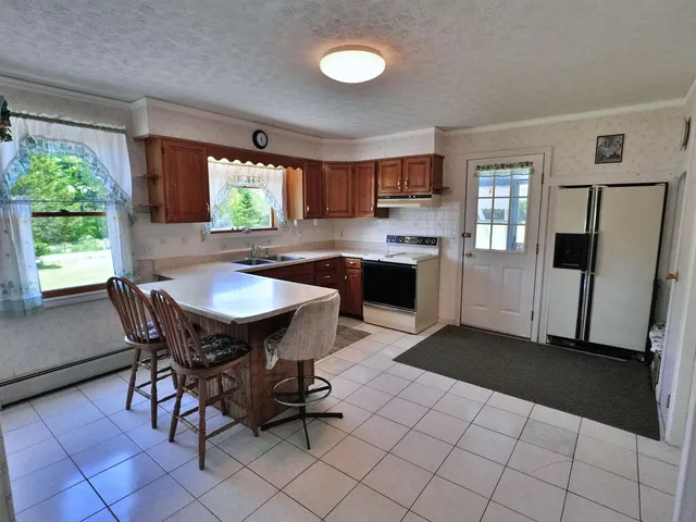 $399,900 | 4054 Highway 78, Highgate, VT 05459