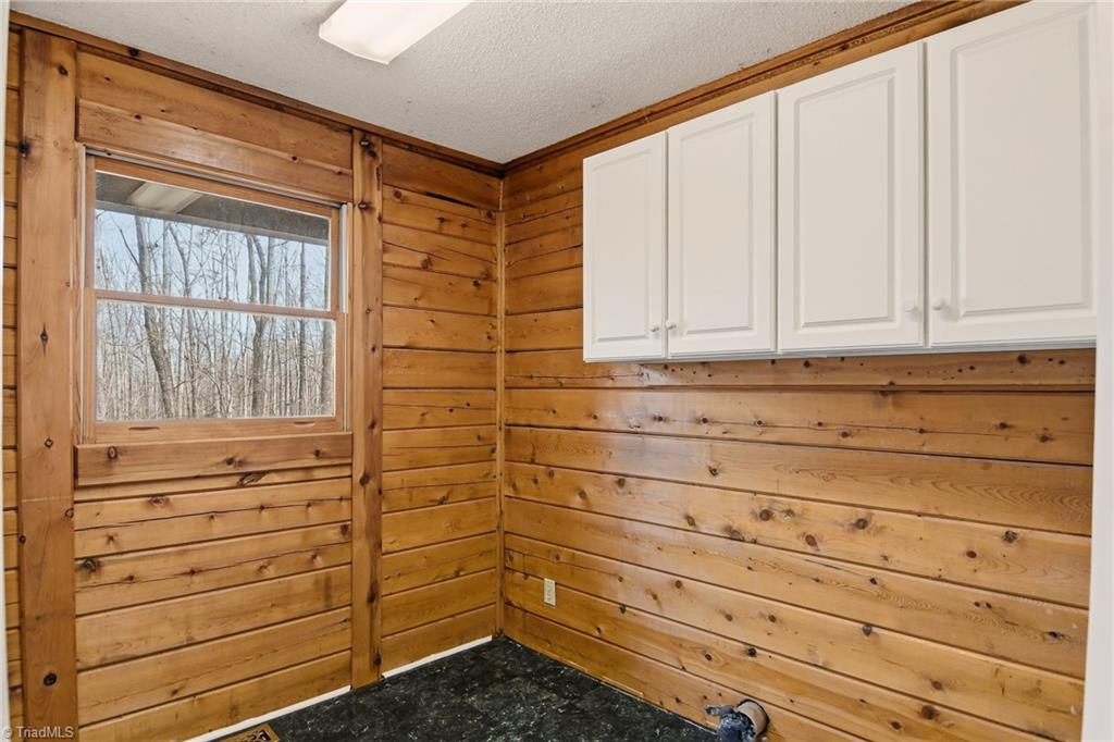1874 Cedar Canyon Road Kernersville, NC 27284 - Photo 18 of 34 Laundry Area