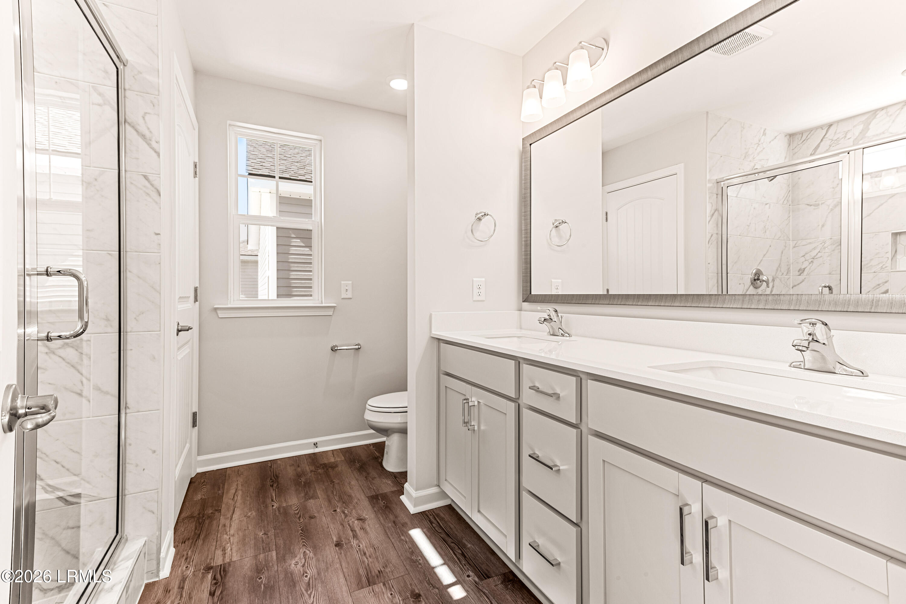 370 Conifer Street Hardeeville, SC 29927 - Photo 17 of 22 Primary bathroom