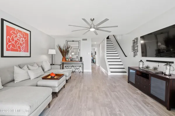 $6,000 | 2323 Costa Verde Boulevard, Unit 202, Jacksonville Beach, FL 32250