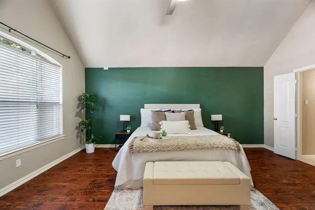 $400,000 | 2305 Folkstone Way, Bedford, TX 76021