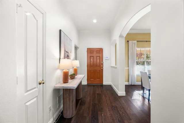 $400,000 | 2305 Folkstone Way, Bedford, TX 76021