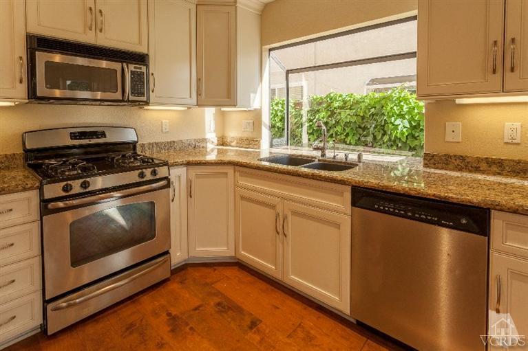 615 Overlook Road Simi Valley, CA 93065 - Photo 12 of 29 Additional Photo