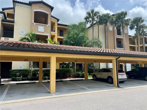 $7,000 | 9584 Trevi Court, Unit 5223, Naples, FL 34113