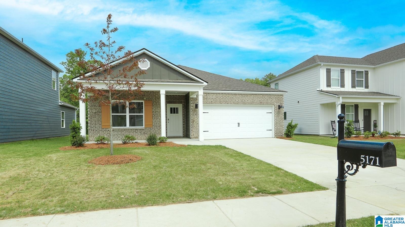 5171 Meadow Ridge Trail Bessemer, AL 35022 - Photo 2 of 31