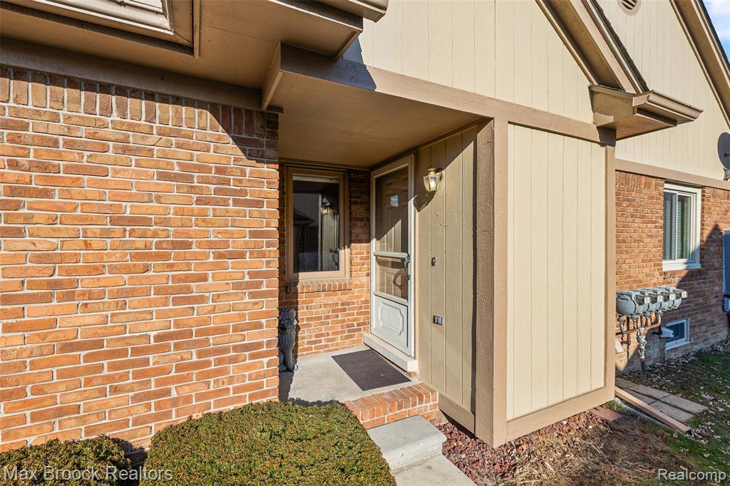 46784 Country Lane Macomb, MI 48044 - Photo 28 of 29