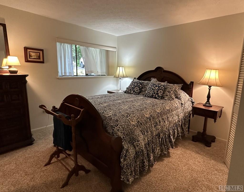 75 Holly Ridge, Unit 1A Sapphire, NC 28774 - Photo 13 of 16 Gallery Image 13