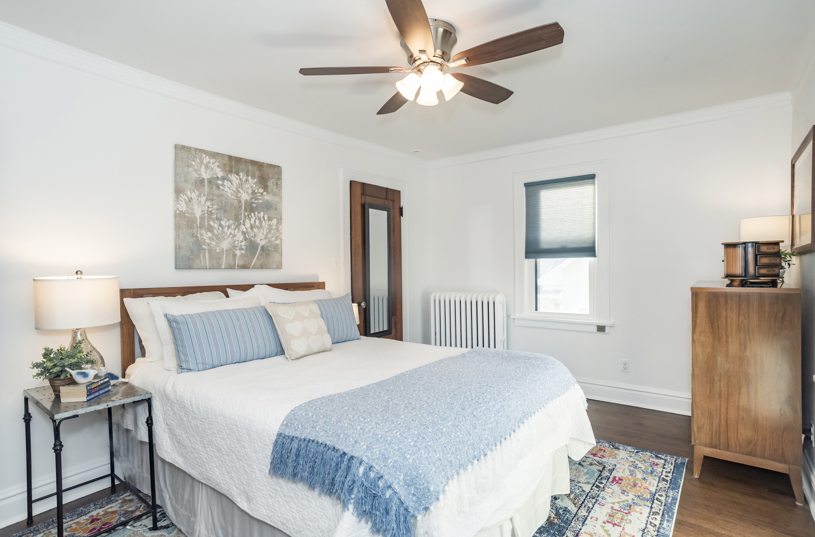 354 Robinson Court Riverside, IL 60546 - Photo 19 of 36 a bedroom with a large bed and a window