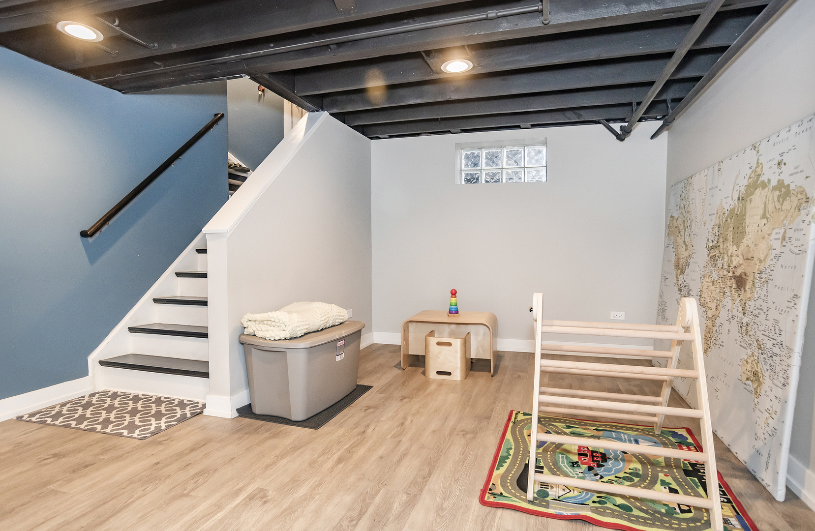 354 Robinson Court Riverside, IL 60546 - Photo 29 of 36 a view of entryway with wooden floor