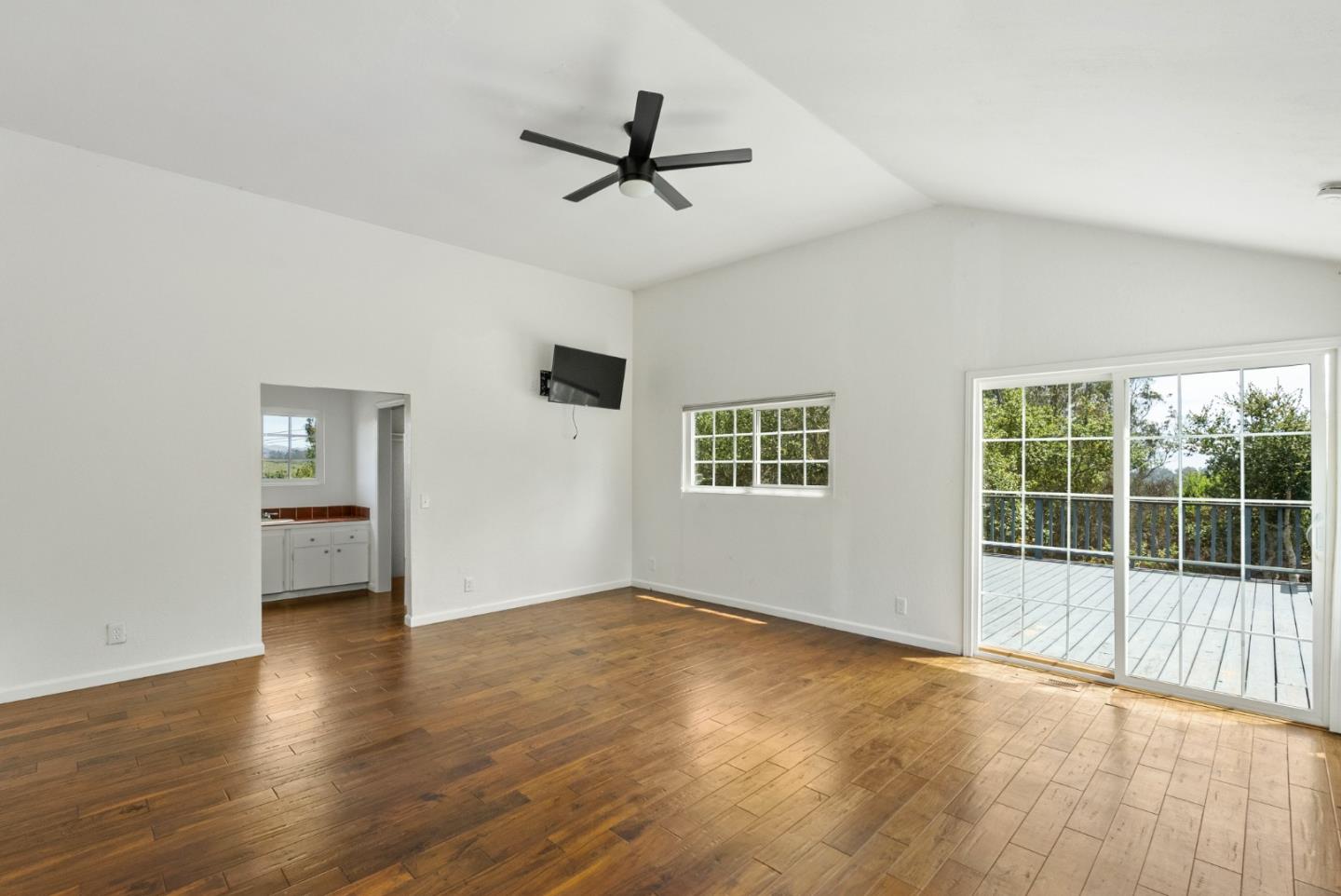620 Hidden Valley Road Watsonville, CA 95076 - Photo 23 of 52 Gallery Image 23