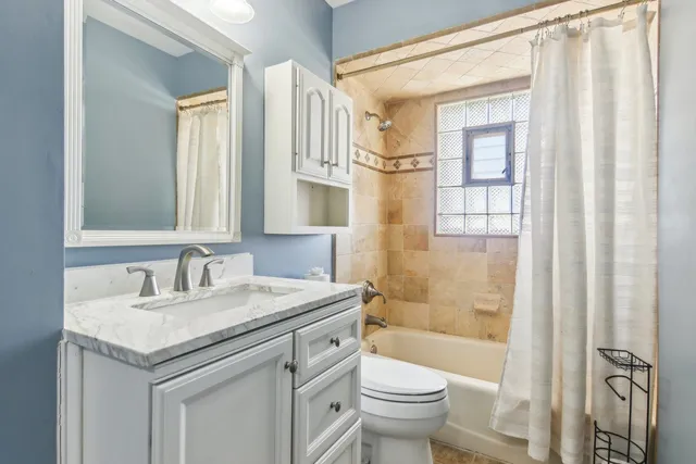 $368,900 | 316 Bedford Road, Bolingbrook, IL 60440