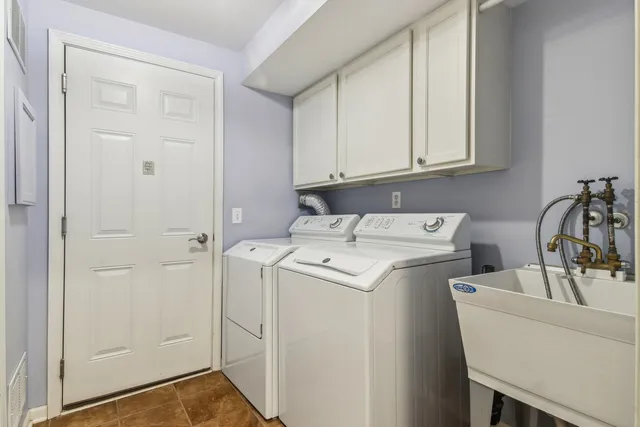 $368,900 | 316 Bedford Road, Bolingbrook, IL 60440