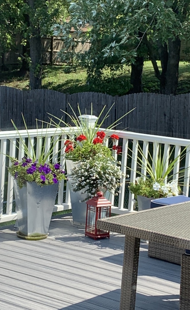 316 Bedford Road Bolingbrook, IL 60440 - Photo 28 of 38 a view of outdoor space with seating space