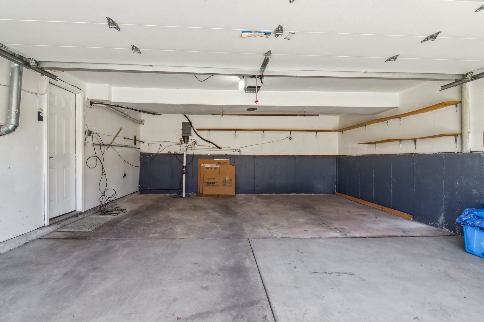 316 Bedford Road Bolingbrook, IL 60440 - Photo 29 of 38 a view of garage
