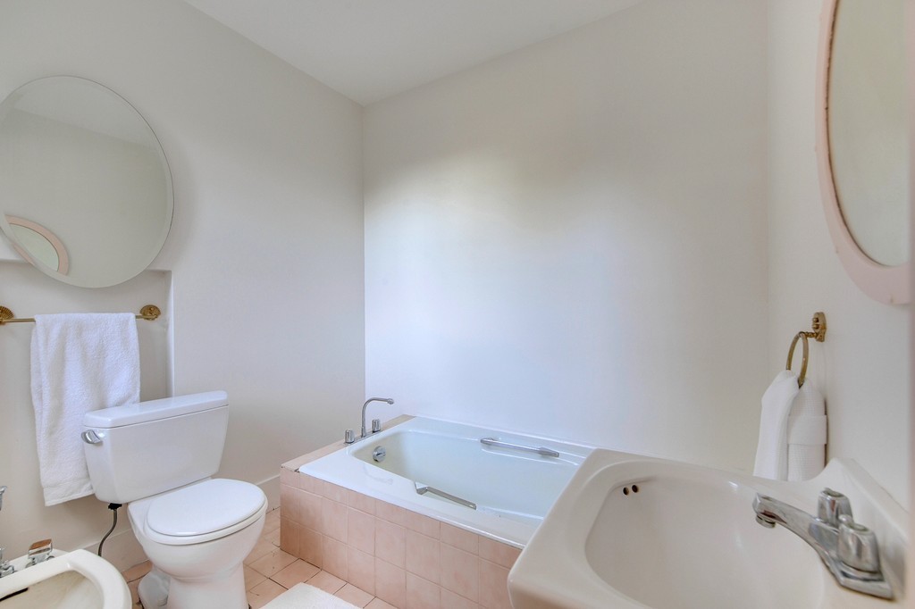 26 Bolton Road Harvard, MA 01451 - Photo 20 of 29
