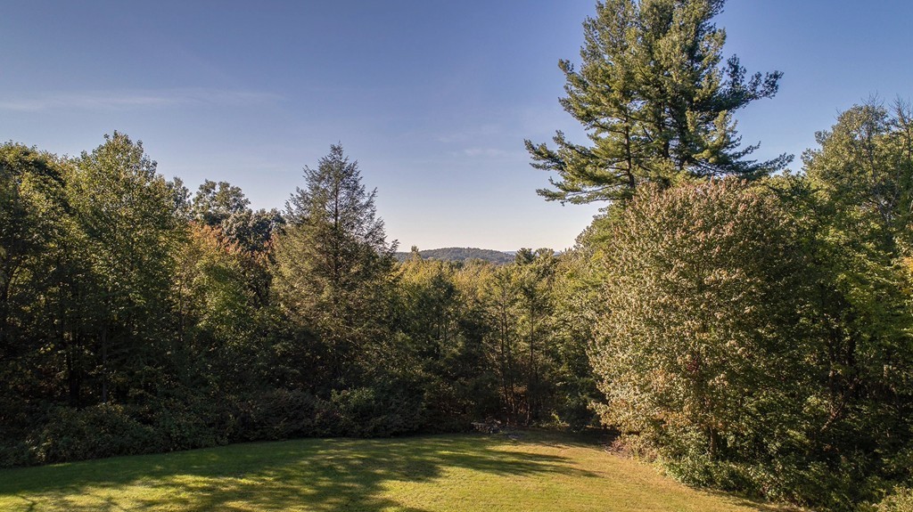 26 Bolton Road Harvard, MA 01451 - Photo 4 of 29