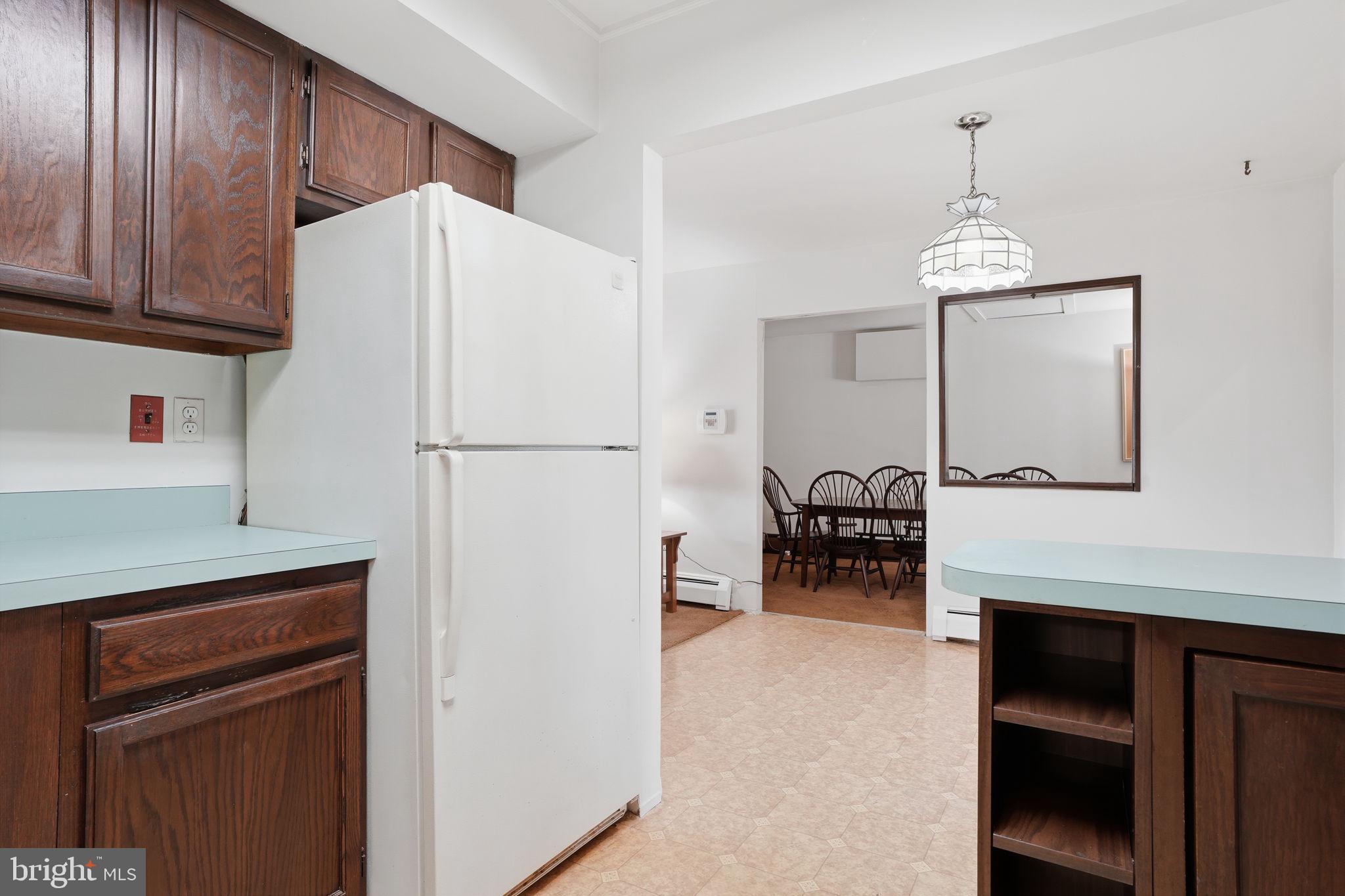 103 Hedge Road Levittown, PA 19056 - Photo 11 of 47 Kitchen