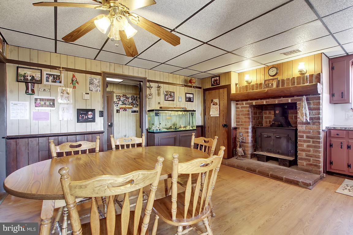 420 Tree Lane Aspers, PA 17304 - Photo 3 of 33 Gallery Image 3