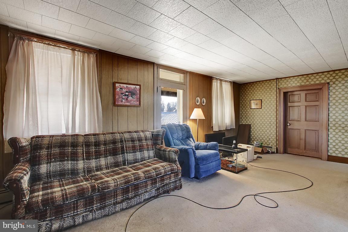 420 Tree Lane Aspers, PA 17304 - Photo 9 of 33 Gallery Image 9