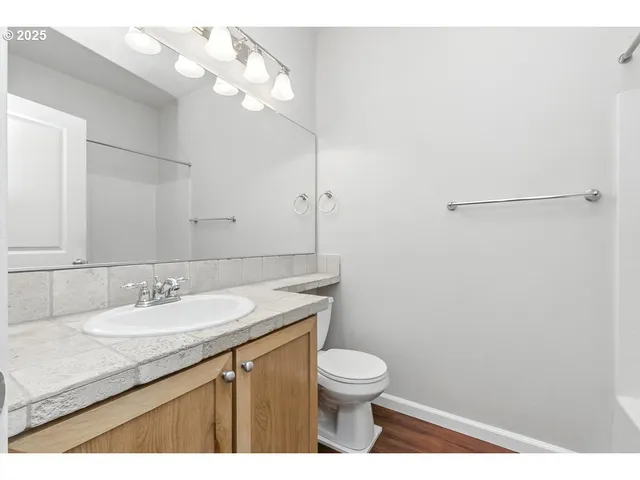 $235,000 | 1150 Southwest 170th Avenue, Unit 200, Beaverton, OR 97003