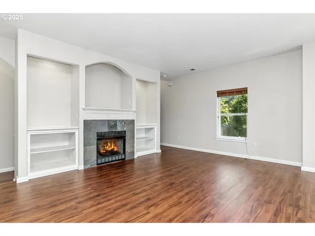 $235,000 | 1150 Southwest 170th Avenue, Unit 200, Beaverton, OR 97003