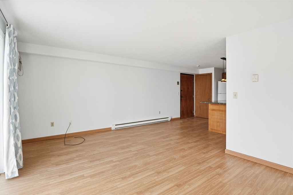 655 Plantation Street, Unit 20B Worcester, MA 01605 - Photo 12 of 26