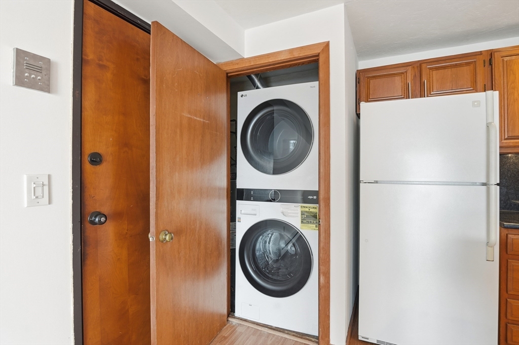 655 Plantation Street, Unit 20B Worcester, MA 01605 - Photo 21 of 26