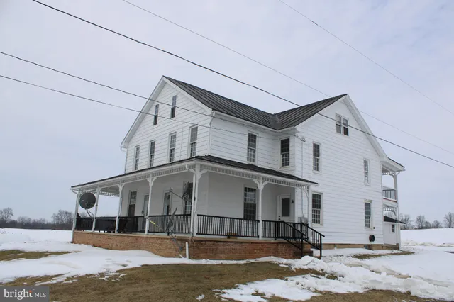 $1,995 | 118 North Ash Road, Newmanstown, PA 17073