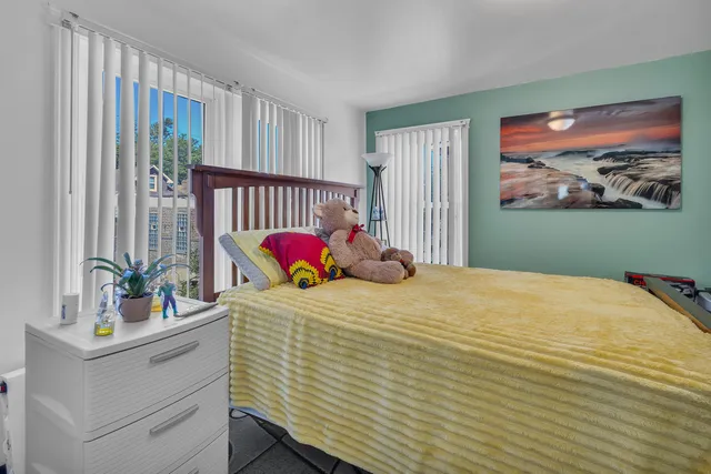 $389,900 | 1418 North Mayfield Avenue, Chicago, IL 60651