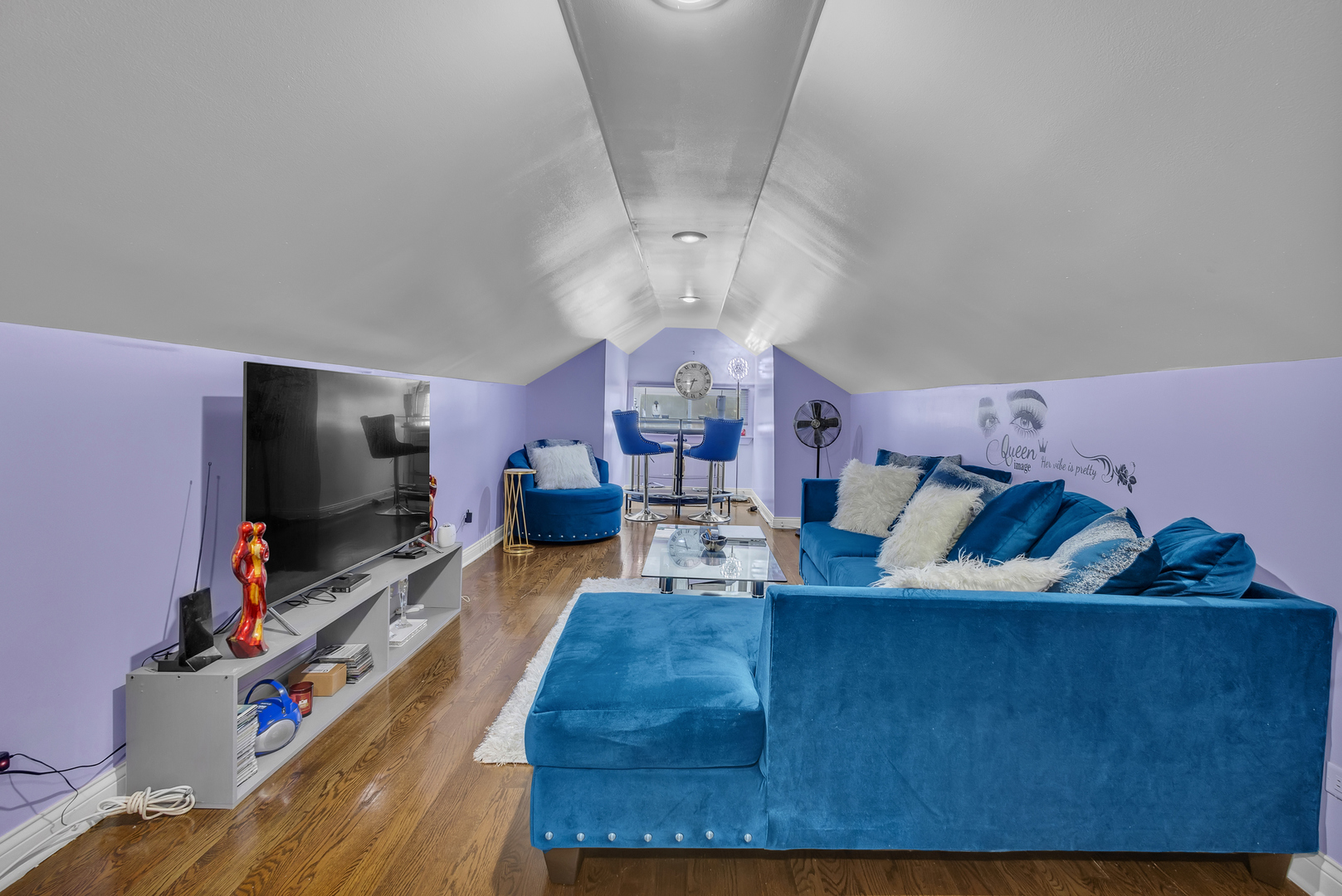 1418 North Mayfield Avenue Chicago, IL 60651 - Photo 6 of 28 a living room with furniture and a flat screen tv