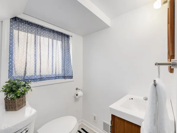 $389,700 | 3147 Cleveland Avenue, Brookfield, IL 60513