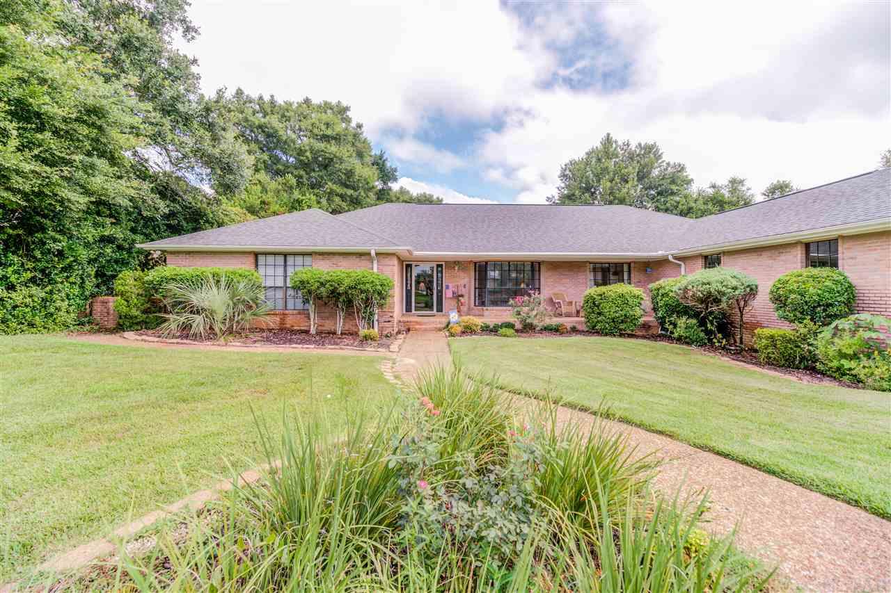 8864 Burning Tree Road Pensacola, FL 32514 - Photo 4 of 50 Gallery Image 4
