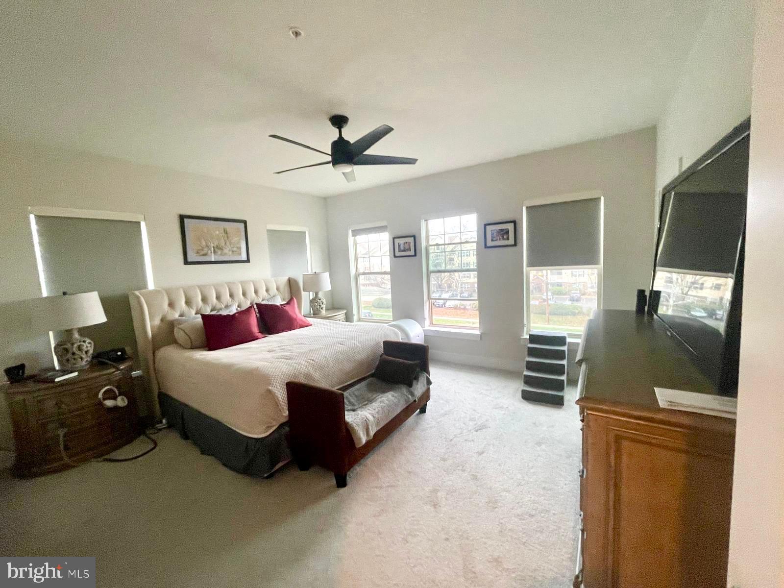 9584 Fields Road, Unit 9584 Gaithersburg, MD 20878 - Photo 21 of 30 Master Bedroom