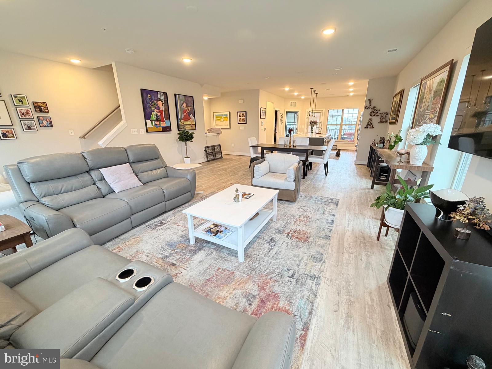 9584 Fields Road, Unit 9584 Gaithersburg, MD 20878 - Photo 8 of 30