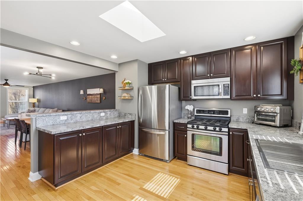 19 Alpine Avenue Pittsburgh, PA 15212 - Photo 12 of 43 Gallery Image 12