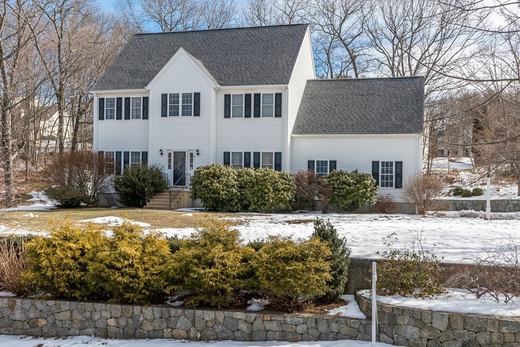 9 Glen Road Hopkinton, MA 01748 - Photo 1 of 19 Gallery Image 1