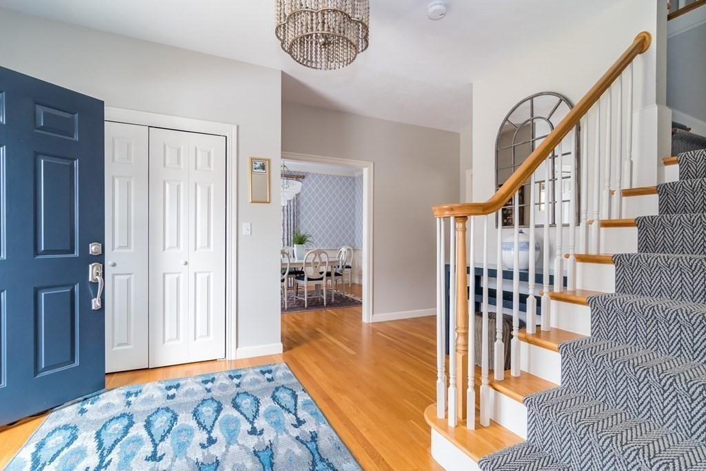 9 Glen Road Hopkinton, MA 01748 - Photo 2 of 19 Gallery Image 2
