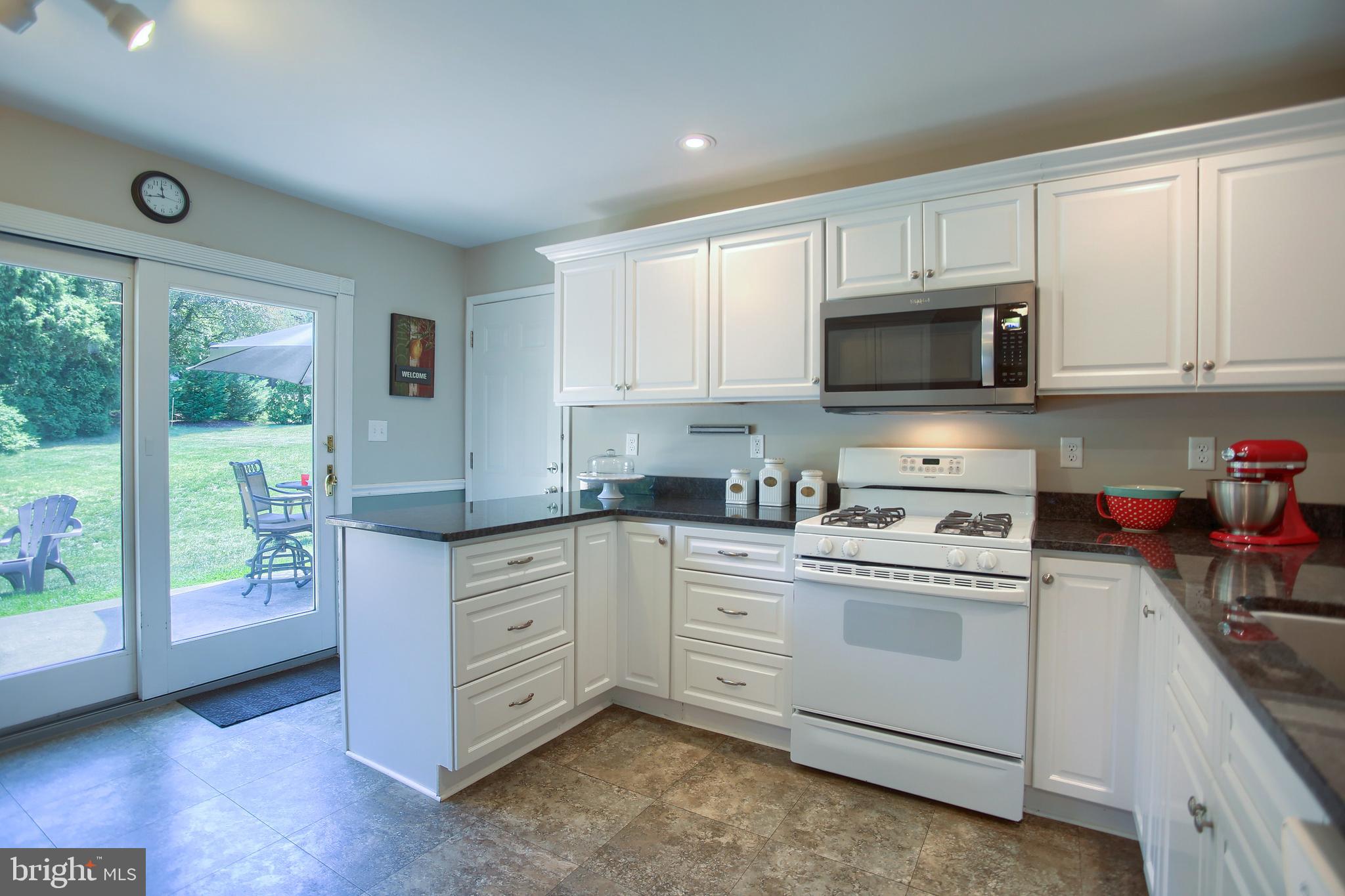 20 Eagle Lane Reading, PA 19607 - Photo 11 of 51 Slider to Patio