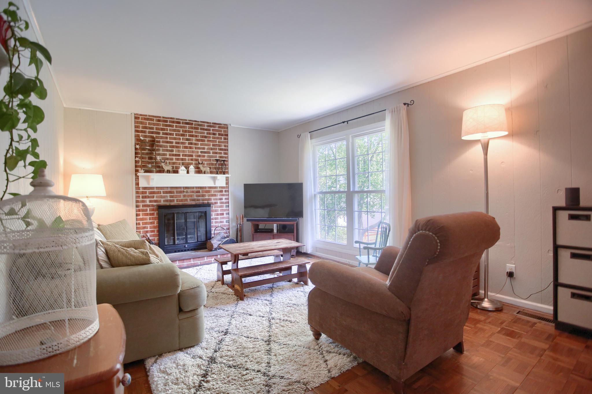 20 Eagle Lane Reading, PA 19607 - Photo 6 of 51 Family Room with Natural Light