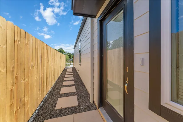 $402,000 | 7809 Queen Street, Unit A/B, Houston, TX 77028