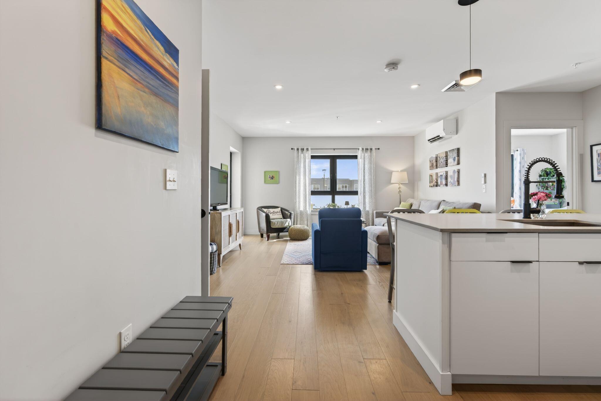 75 Chestnut Street, Unit 310 Portland, ME 04101 - Photo 4 of 43 DSC06490