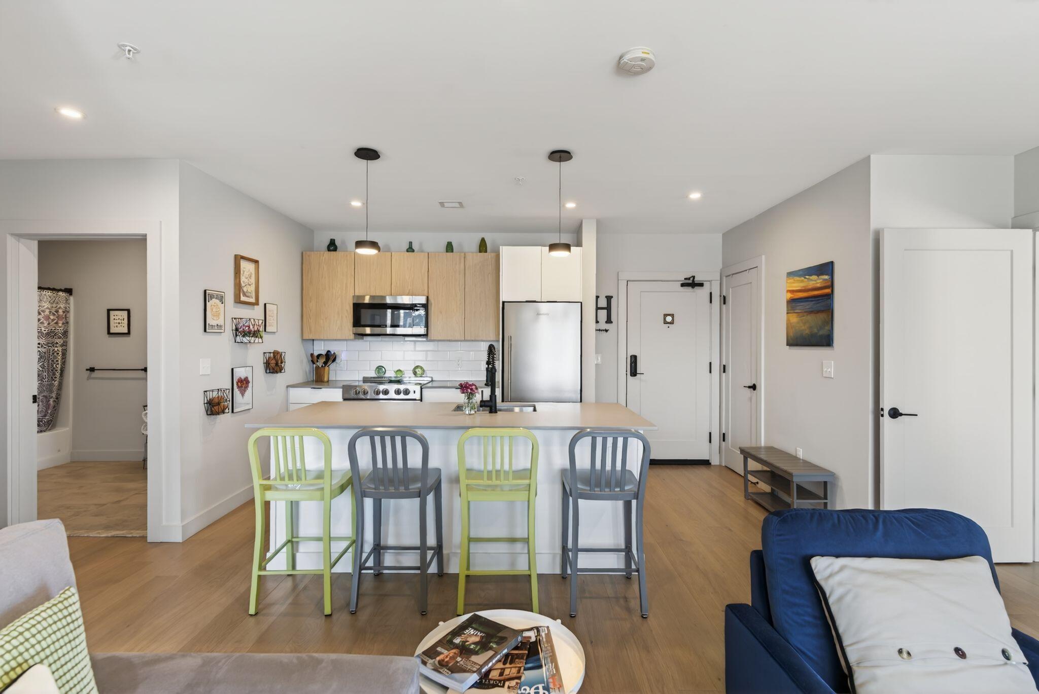 75 Chestnut Street, Unit 310 Portland, ME 04101 - Photo 9 of 43 DSC06515