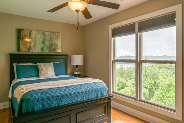 $564,900 | 320 Floating Mill Road, Silver Point, TN 38582