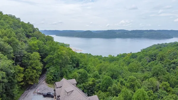 $549,900 | 320 Floating Mill Road, Silver Point, TN 38582