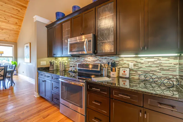 $564,900 | 320 Floating Mill Road, Silver Point, TN 38582