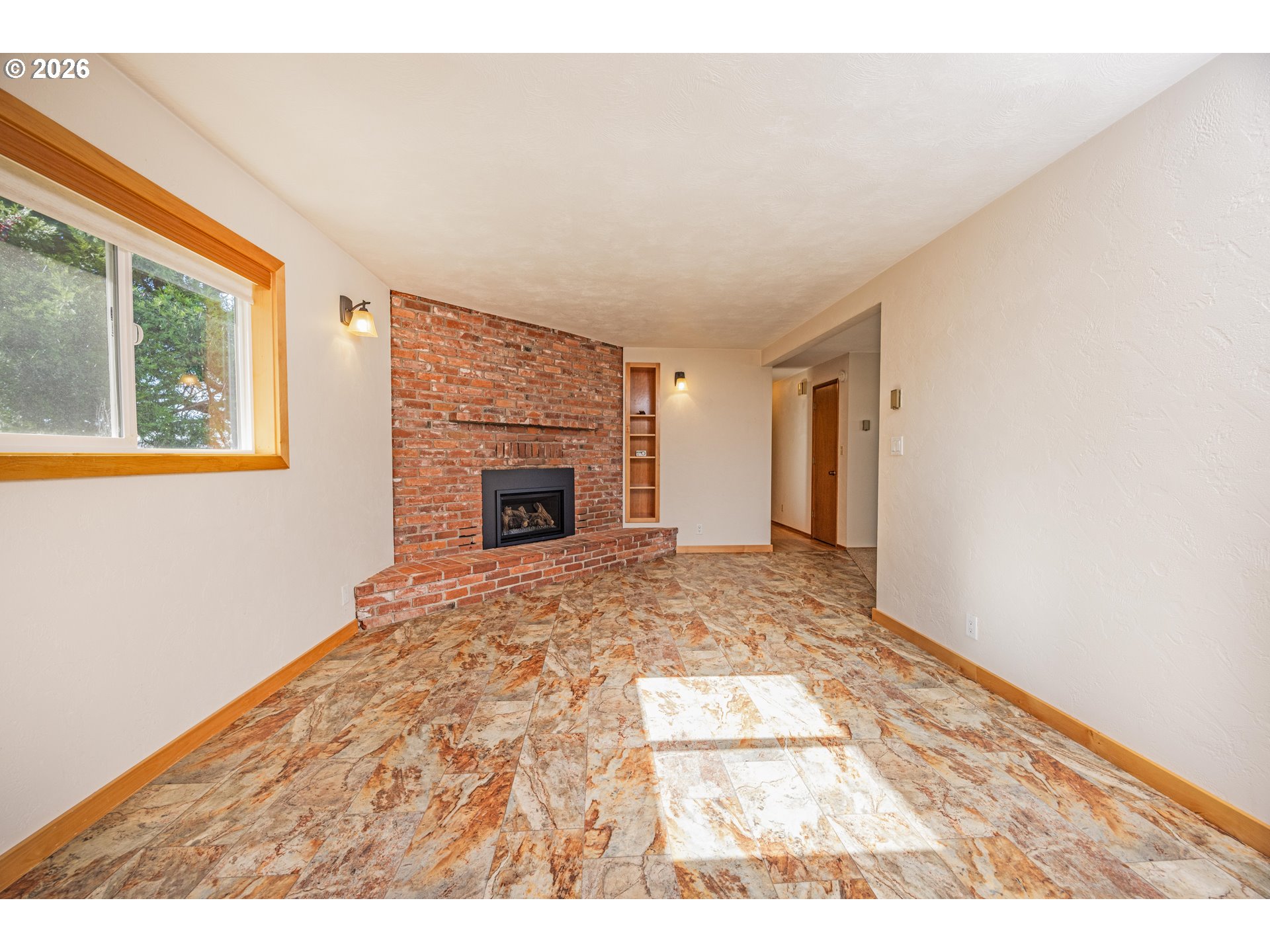91404 North Coburg Road Eugene, OR 97408 - Photo 11 of 36