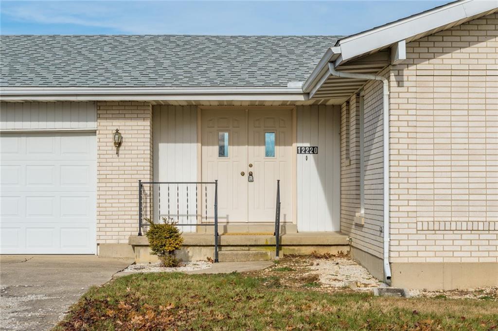 12220 Troy Road New Carlisle, OH 45344 - Photo 6 of 44