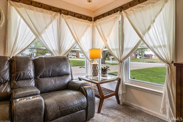 $184,900 | 404 South Evans Street, Winchester, IN 47394