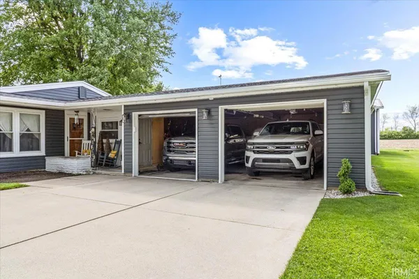 $184,900 | 404 South Evans Street, Winchester, IN 47394