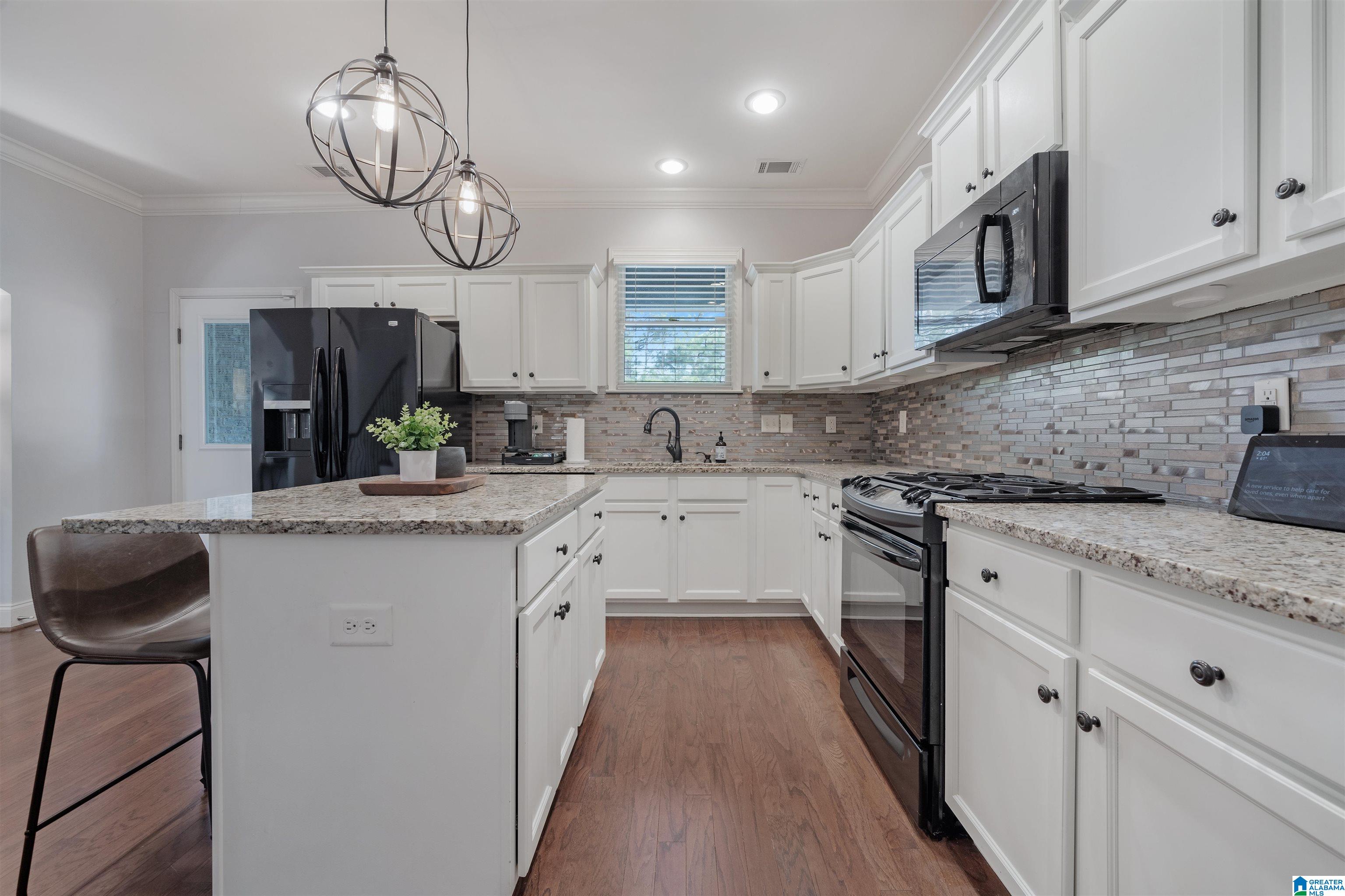 5220 Creekside Loop Birmingham, AL 35244 - Photo 6 of 38